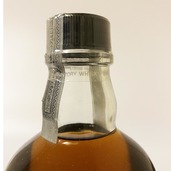 サントリー　ピュアモルトウイスキー７年　黒ラベル（お酒）の商品画像 - 査定依頼日：2021年4月28日 - 最高査定価格：16,000円