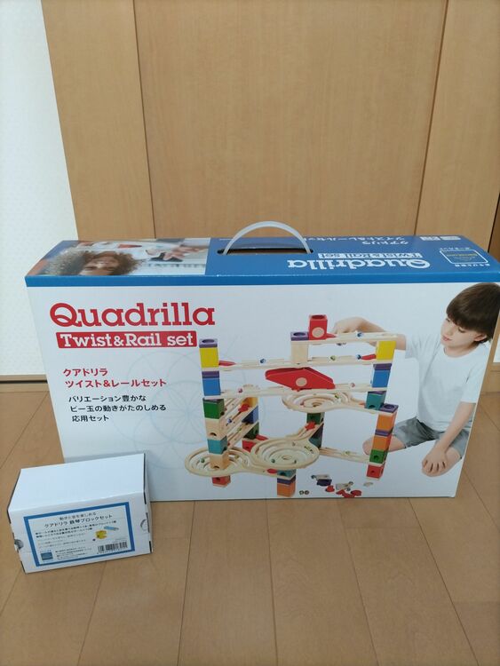 クアドリラ　ツイスト＆レールセット（その他のおもちゃ）の商品画像 - 査定依頼日：2025年9月6日 - 最高査定価格：2,000円