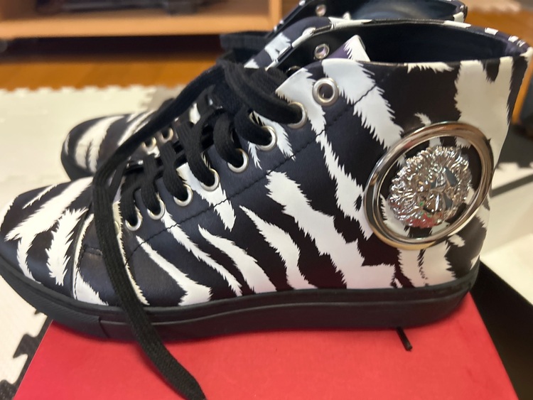 スニーカー（古着・ファッション）の商品画像 - 査定依頼日：2025年10月14日 - 最高査定価格：3,000円