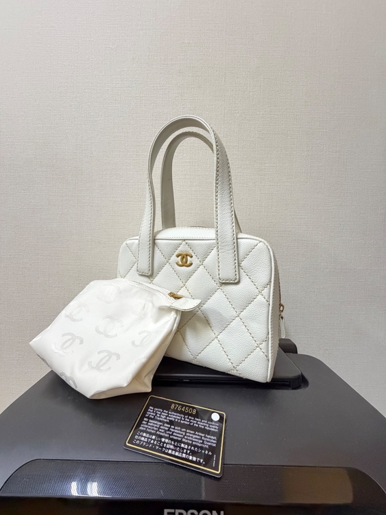パンプス他（ブランドバッグ）の商品画像 - 査定依頼日：2026年6月12日 - 最高査定価格：180,000円