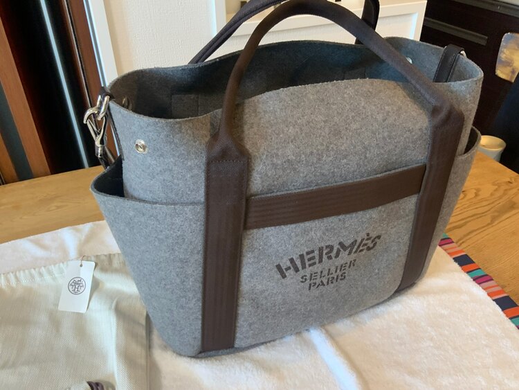 HERMES エルメス サックドパンサージュ フェルト バッグ（ブランドバッグ）の商品画像 - 査定依頼日：2025年5月2日 - 最高査定価格：180,000円