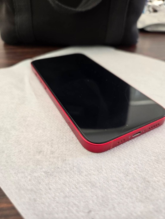 iPhone 13 128GB SIMフリー（スマホ）の商品画像 - 査定依頼日：2025年8月25日 - 最高査定価格：43,000円