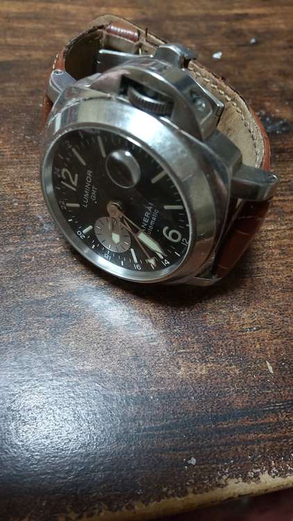 パネライルミノールGMT４４ミリ（高級時計）の商品画像 - 査定依頼日：2023年5月17日 - 最高査定価格：420,000円