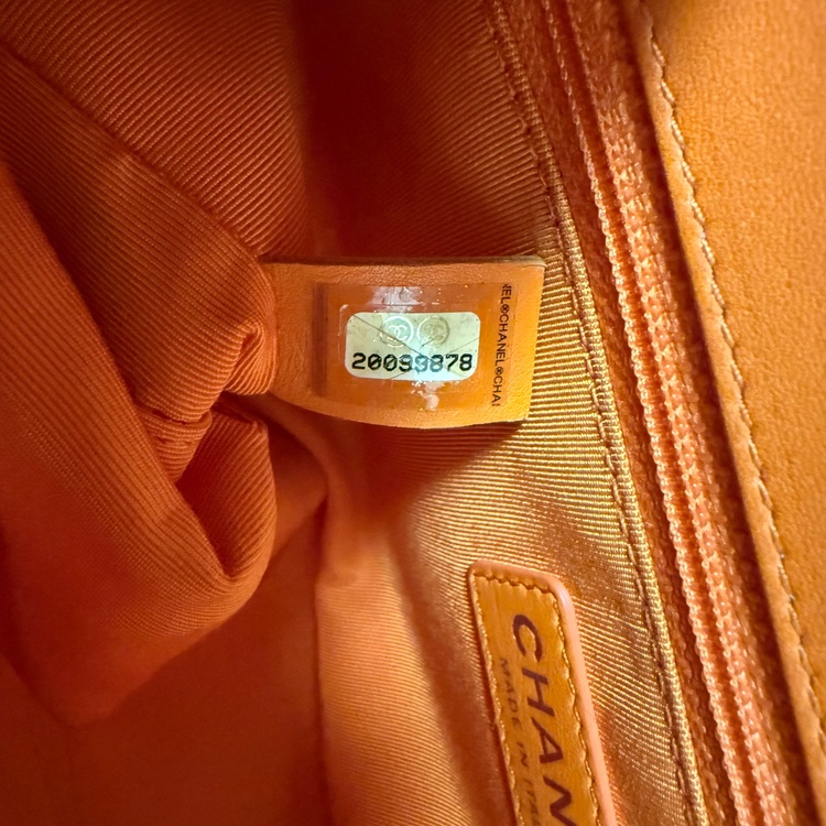 ボーイシャネル28 ラムスキン（ブランドバッグ）の商品画像 - 査定依頼日：2025年12月8日 - 最高査定価格：270,000円