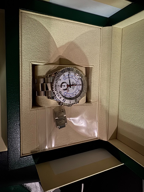 ロレックス ヨットマスター 11668（高級時計）の商品画像 - 査定依頼日：2025年8月22日 - 最高査定価格：4,050,000円