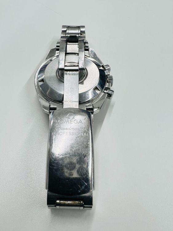 オメガスピードマスター　プロフェッショナルファーストレプリカ（高級時計）の商品画像 - 査定依頼日：2022年7月25日 - 最高査定価格：270,000円