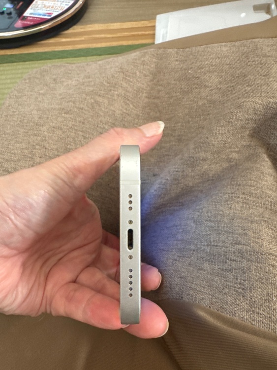 iPhone13（スマホ）の商品画像 - 査定依頼日：2026年5月30日 - 最高査定価格：37,000円