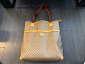 GUCCIバック（ブランドバッグ）の商品画像 - 査定依頼日：2026年4月7日 - 最高査定価格：14,000円