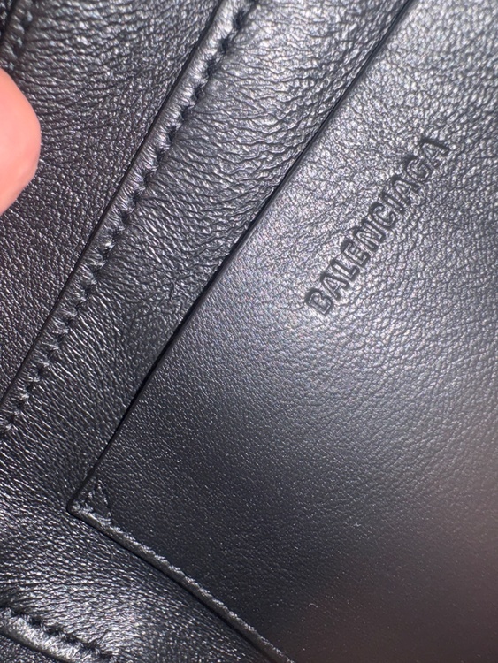 バレンシアガ  （ブランドバッグ）の商品画像 - 査定依頼日：2026年3月9日 - 最高査定価格：55,000円