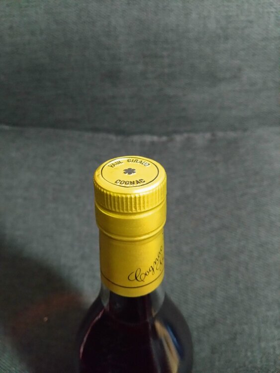 ポールジロー ノワール N°62（お酒）の商品画像 - 査定依頼日：2026年1月9日 - 最高査定価格：26,500円