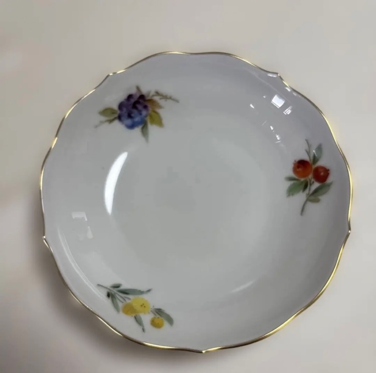 マイセン　フルーツ（食器）の商品画像 - 査定依頼日：2025年11月6日 - 最高査定価格：10,000円