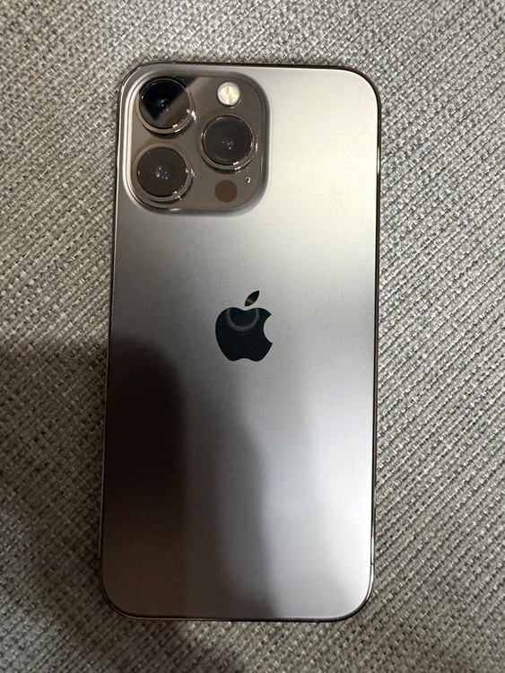 iPhone13pro512GB残債なし美品（スマホ）の商品画像 - 査定依頼日：2026年4月24日 - 最高査定価格：51,000円