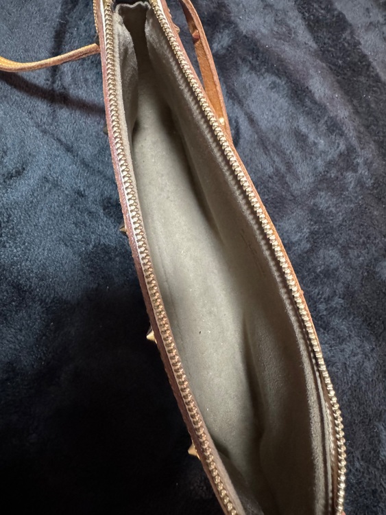 ルイヴィトン マルチカラー （ブランドバッグ）の商品画像 - 査定依頼日：2025年8月26日 - 最高査定価格：150,000円