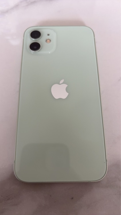 iPhone 12 64GB Softbank（スマホ）の商品画像 - 査定依頼日：2026年3月5日 - 最高査定価格：24,000円