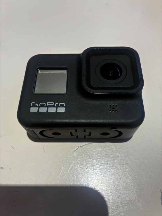 HERO8（カメラ）の商品画像 - 査定依頼日：2026年8月8日 - 最高査定価格：4,300円