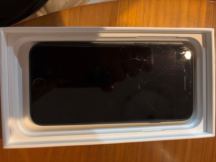 iPhone iPhoneX 64GB Softbank（スマホ）の商品画像 - 査定依頼日：2026年7月28日 - 最高査定価格：5,500円