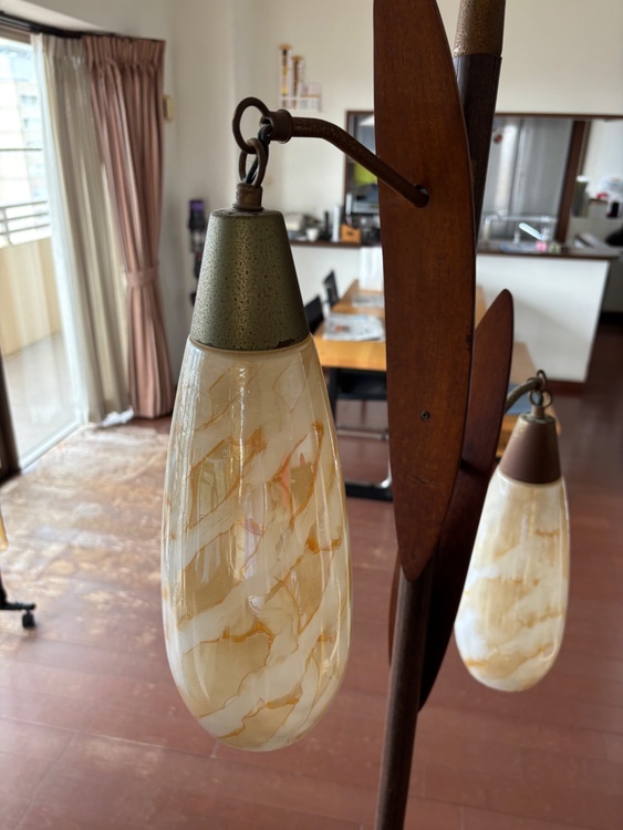 ライト（美術品・骨董品）の商品画像 - 査定依頼日：2026年7月30日 - 最高査定価格：2,000円