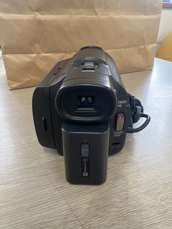 SONY FDR AXP35（カメラ）の商品画像 - 査定依頼日：2026年3月24日 - 最高査定価格：40,000円