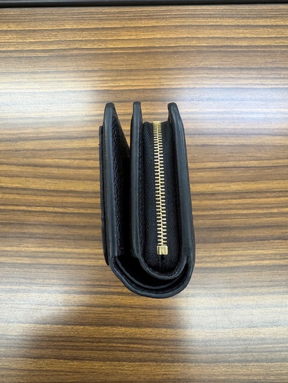 ポルトフォイユ・クレア（ブランド財布・小物）の商品画像 - 査定依頼日：2025年10月31日 - 最高査定価格：50,000円