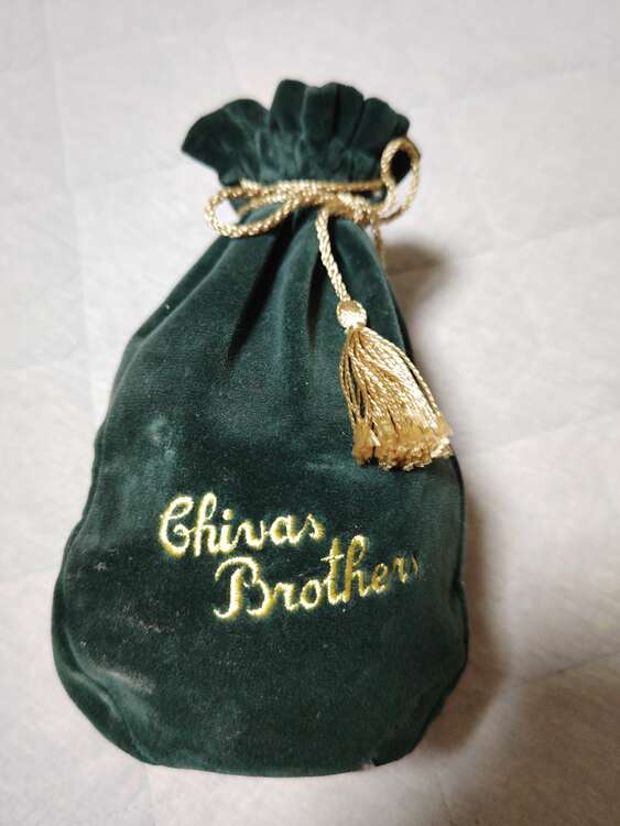 ROYAL SALUTE 21YEAR OLD（お酒）の商品画像 - 査定依頼日：2025年3月26日 - 最高査定価格：4,000円