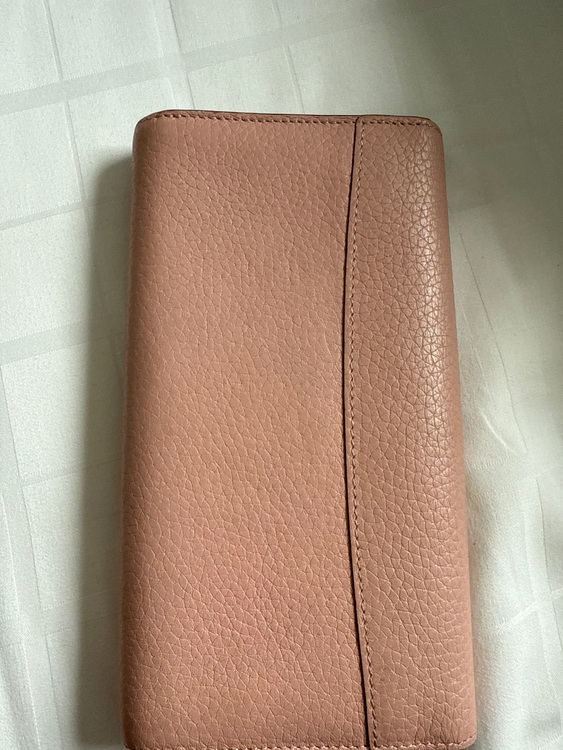 財布（ブランド財布・小物）の商品画像 - 査定依頼日：2025年7月24日 - 最高査定価格：15,000円