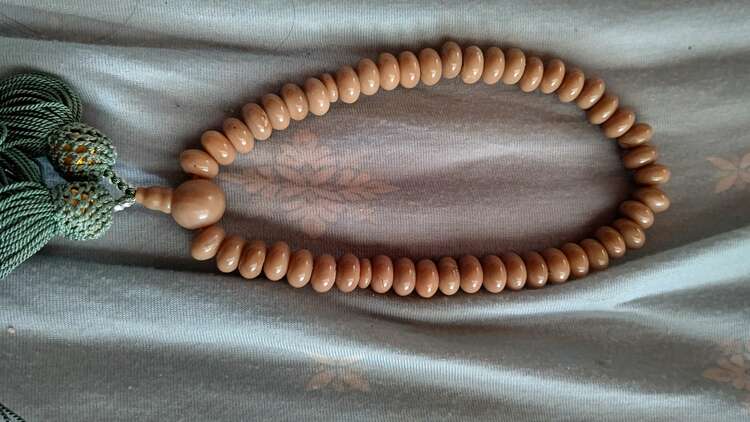 数珠（美術品・骨董品）の商品画像 - 査定依頼日：2025年5月12日 - 最高査定価格：100,000円