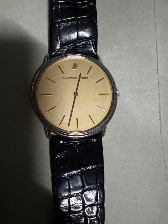 オーデマピゲ その他 B9394（高級時計）の商品画像 - 査定依頼日：2025年7月29日 - 最高査定価格：300,000円