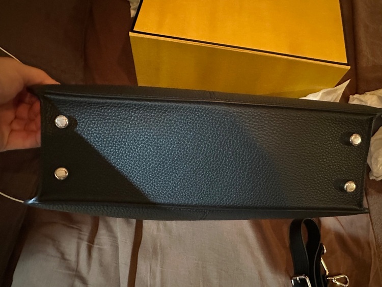 フェンディ  （ブランドバッグ）の商品画像 - 査定依頼日：2025年10月5日 - 最高査定価格：165,000円