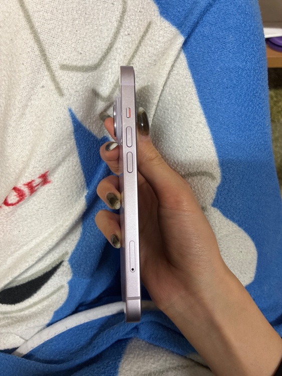 iPhone 14 128GB SIMフリー（スマホ）の商品画像 - 査定依頼日：2026年2月27日 - 最高査定価格：48,000円