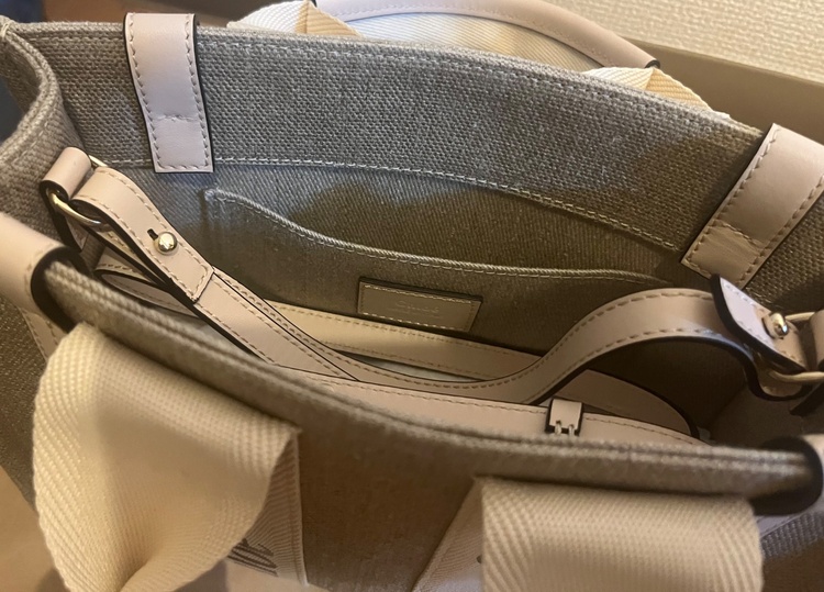 リネン製WOODYスモールトートバッグ（ブランドバッグ）の商品画像 - 査定依頼日：2026年3月2日 - 最高査定価格：70,000円