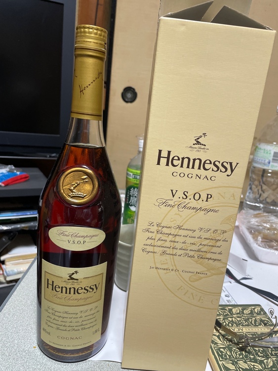 ブランデー ヘネシー （お酒）の商品画像 - 査定依頼日：2026年4月25日 - 最高査定価格：7,100円