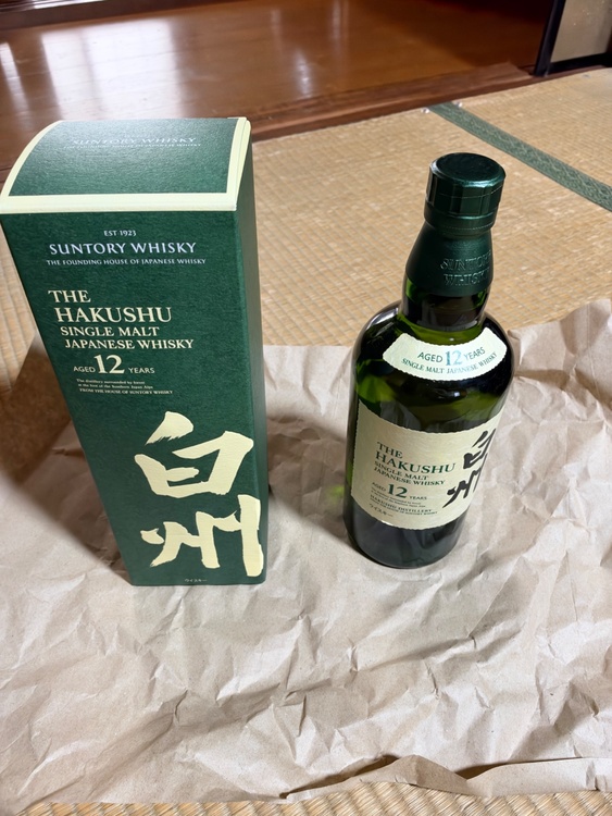 白州　12年（お酒）の商品画像 - 査定依頼日：2026年10月4日 - 最高査定価格：20,500円