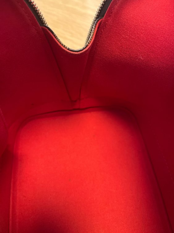 アルマ（ブランドバッグ）の商品画像 - 査定依頼日：2022年9月23日 - 最高査定価格：45,000円