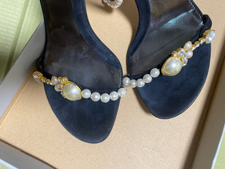 ドルチェアンドガッバーナ　ヒールサンダル（古着・ファッション）の商品画像 - 査定依頼日：2024年11月17日 - 最高査定価格：1,500円