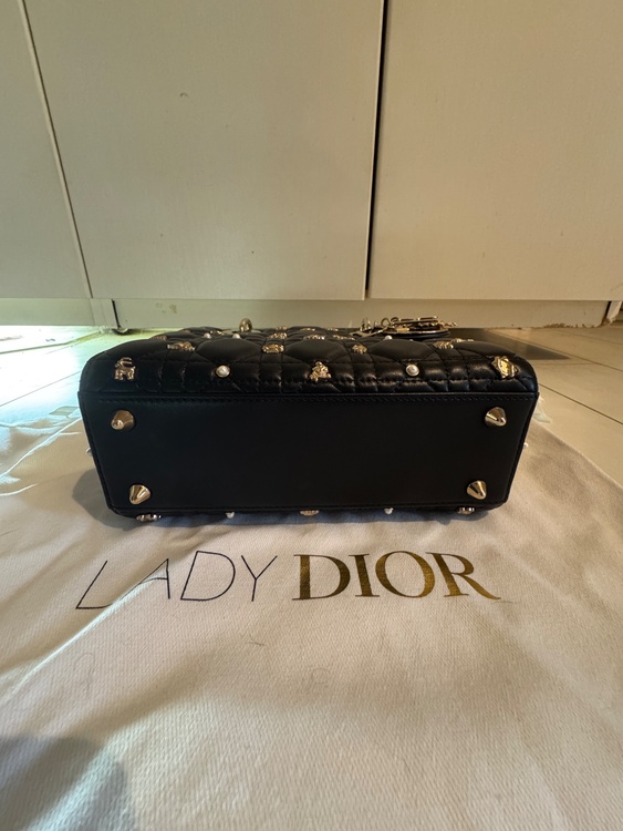 ディオール  （ブランドバッグ）の商品画像 - 査定依頼日：2026年4月26日 - 最高査定価格：450,000円