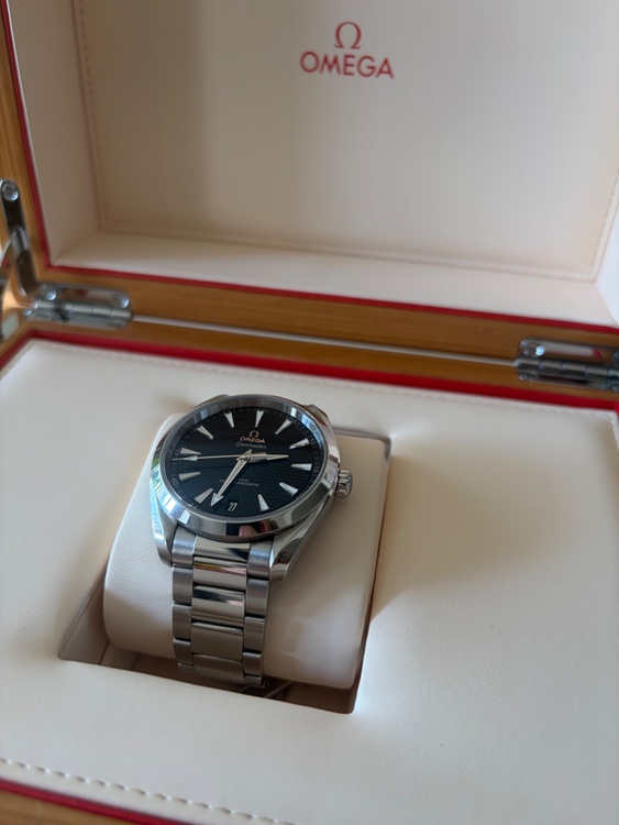 シーマスターアクアテラ150m（高級時計）の商品画像 - 査定依頼日：2026年1月24日 - 最高査定価格：585,000円