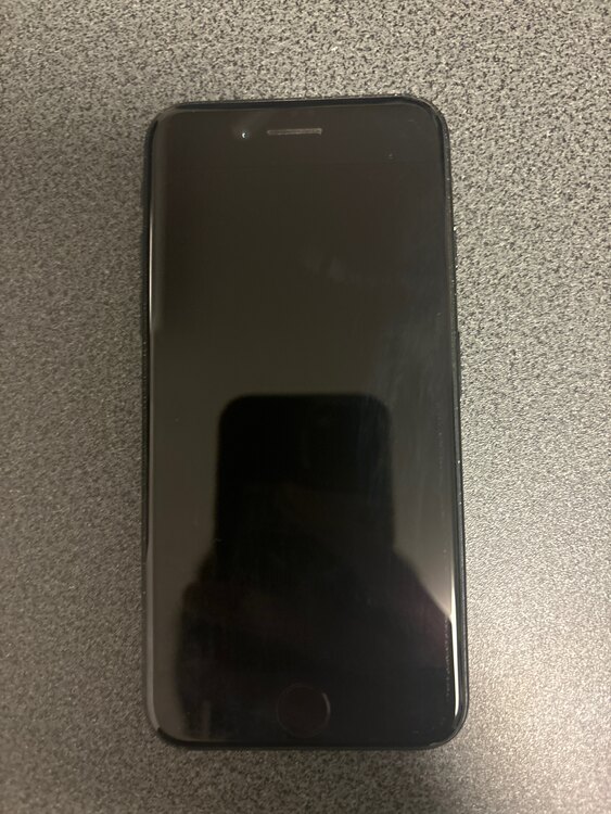 アイフォンse第3世代（スマホ）の商品画像 - 査定依頼日：2025年3月29日 - 最高査定価格：20,000円