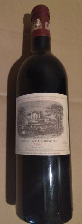 ワイン シャトーラトゥール （お酒）の商品画像 - 査定依頼日：2026年2月5日 - 最高査定価格：301,000円