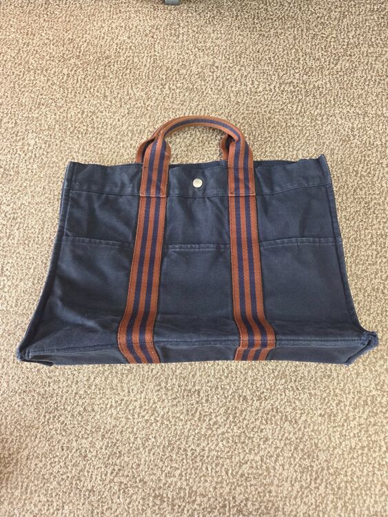 エルメス フールトゥ （ブランドバッグ）の商品画像 - 査定依頼日：2025年9月17日 - 最高査定価格：4,000円