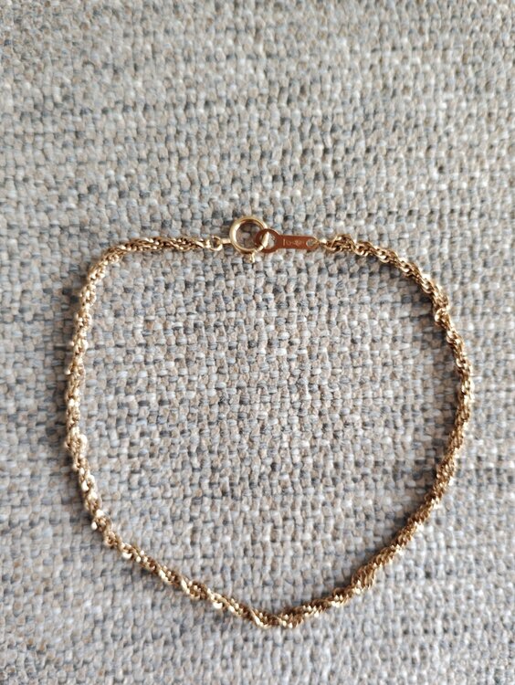 ブレスレット（金・貴金属）の商品画像 - 査定依頼日：2026年2月17日 - 最高査定価格：30,000円