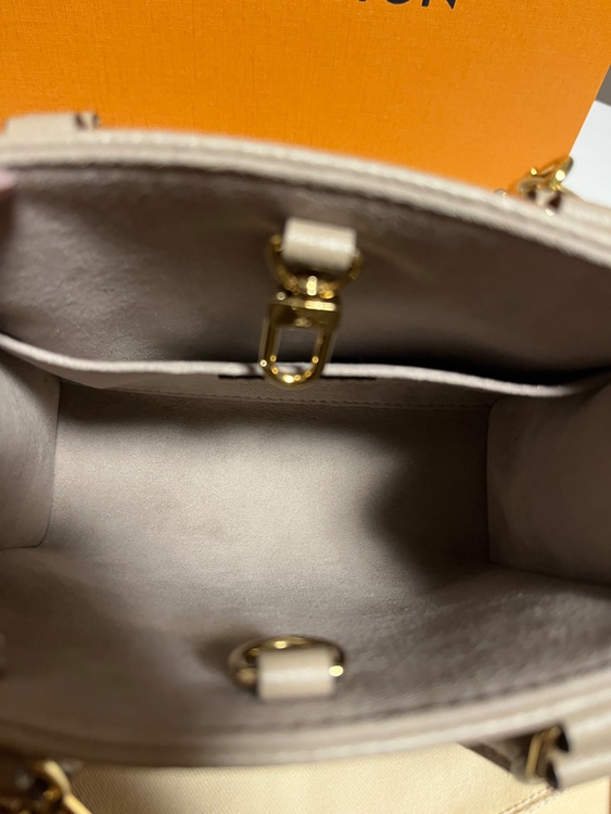 ルイヴィトン モノグラム （ブランドバッグ）の商品画像 - 査定依頼日：2025年6月4日 - 最高査定価格：300,000円