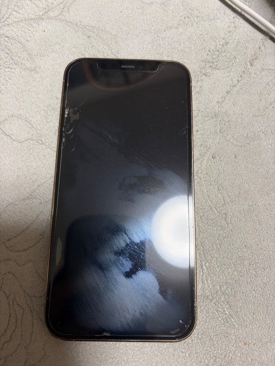 iPhone iPhone 12 Pro 128GB SIMフリー（スマホ）の商品画像 - 査定依頼日：2026年5月31日 - 最高査定価格：13,100円