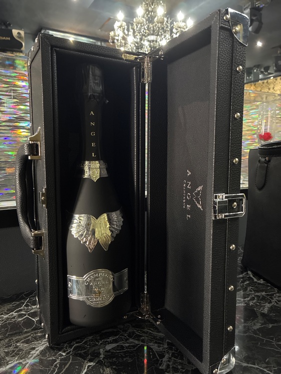 シャンパン シャンパン(その他) （お酒）の商品画像 - 査定依頼日：2025年9月2日 - 最高査定価格：22,000円