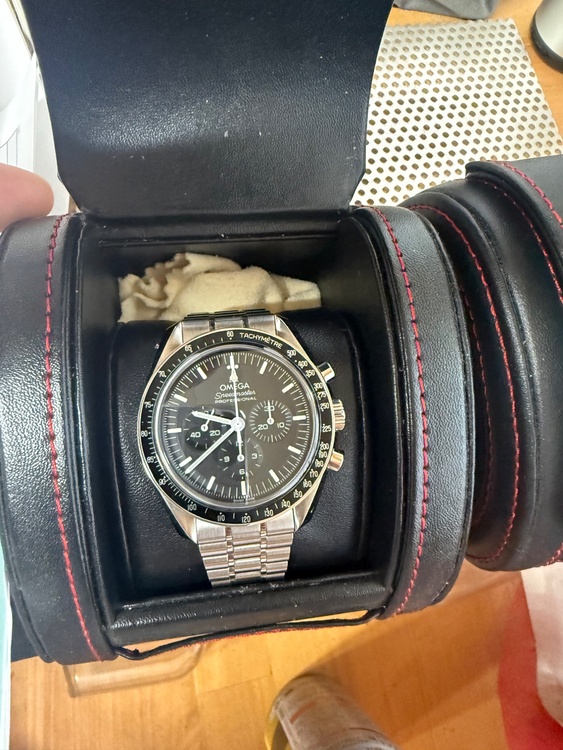 オメガ スピードマスター （高級時計）の商品画像 - 査定依頼日：2026年3月3日 - 最高査定価格：550,000円