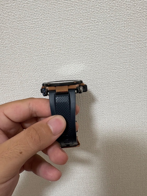 G-SHOCK その他 GST-Ｂ10（高級時計）の商品画像 - 査定依頼日：2025年9月29日 - 最高査定価格：2,000円