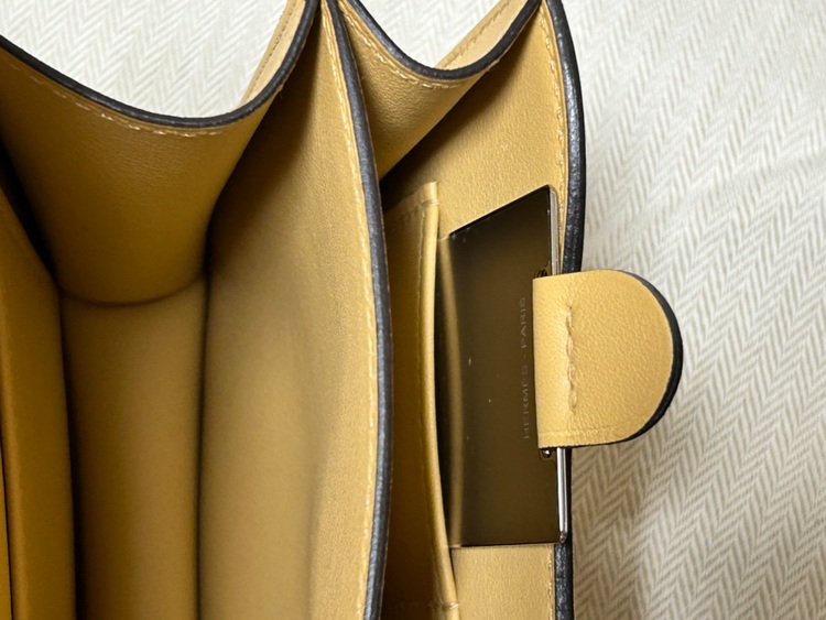 コンスタンスミニ（ブランドバッグ）の商品画像 - 査定依頼日：2025年8月31日 - 最高査定価格：1,600,000円