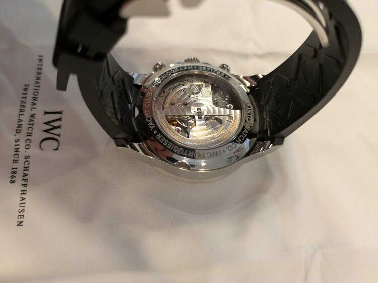 IWC ポルトギーゼ IW390502（高級時計）の商品画像 - 査定依頼日：2025年12月8日 - 最高査定価格：500,000円