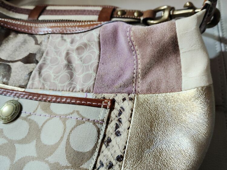 コーチショルダーバッグ（ブランドバッグ）の商品画像 - 査定依頼日：2025年9月4日 - 最高査定価格：3,000円