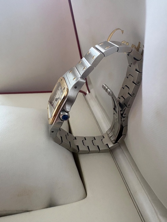 カルティエ サントス カルティエ  サントス　ガルべ　レディース（高級時計）の商品画像 - 査定依頼日：2026年4月28日 - 最高査定価格：600,000円