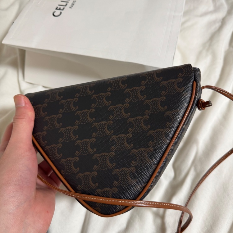 セリーヌ  （ブランドバッグ）の商品画像 - 査定依頼日：2026年1月8日 - 最高査定価格：100,000円